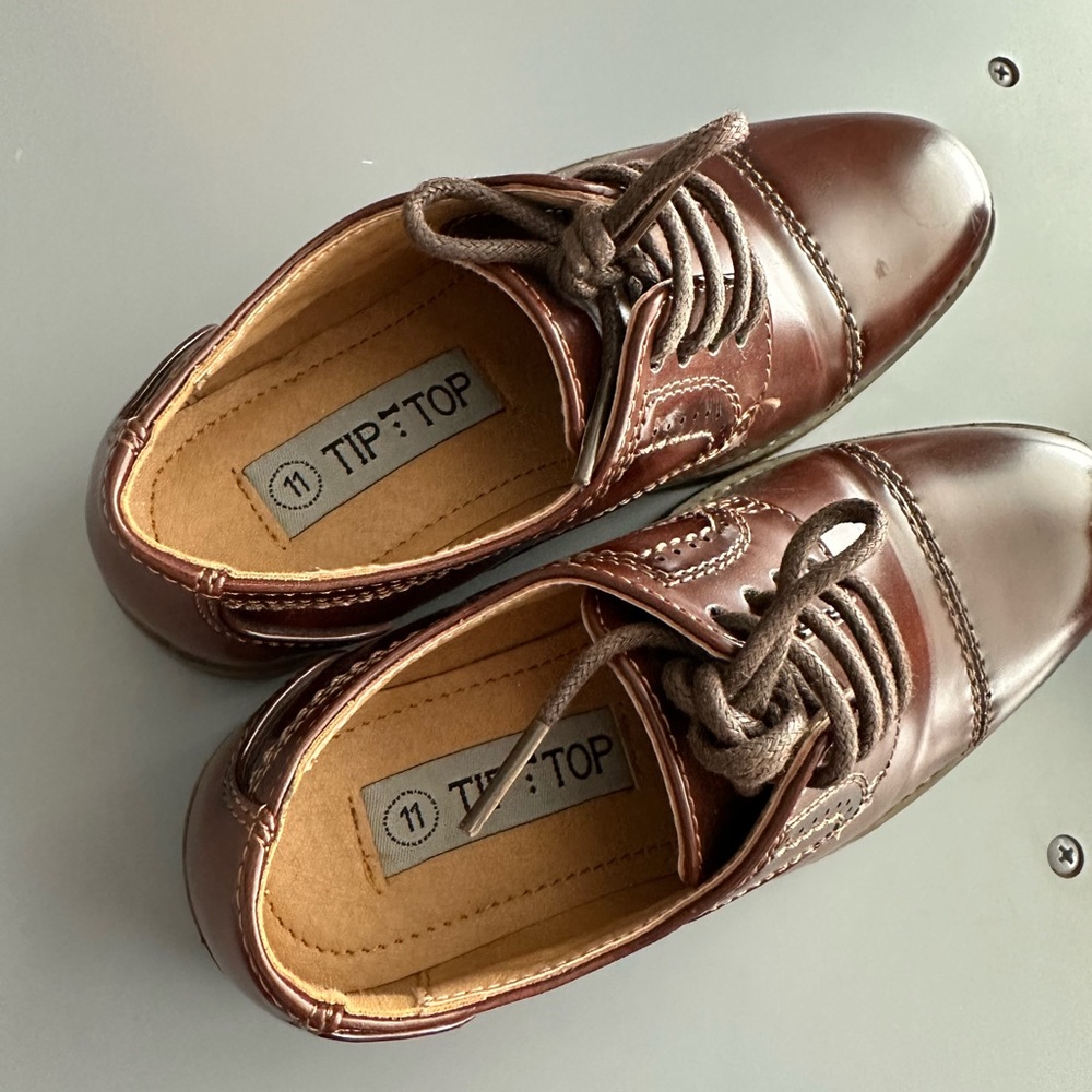 Kids shoes
